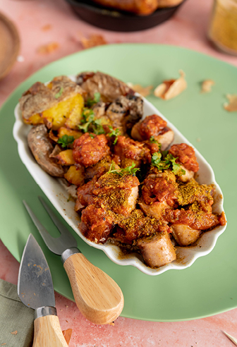 currywurst mit smashed potatoes