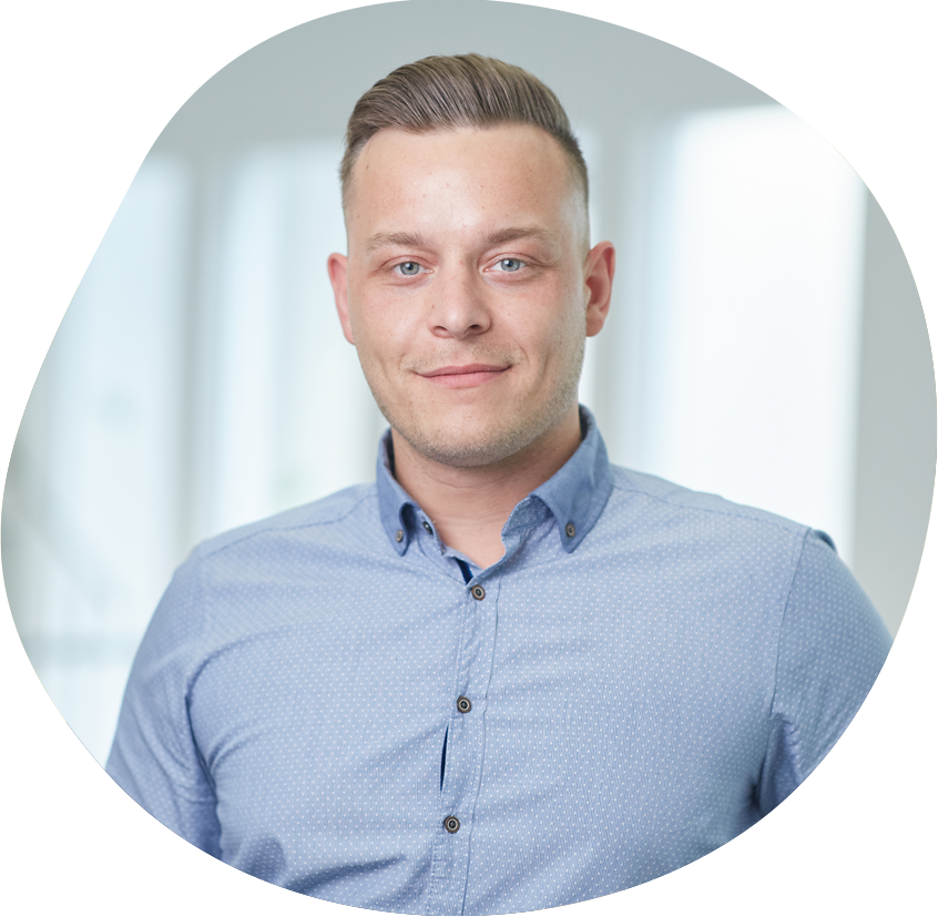 Portraitfoto von Felix Göler Portraitfoto von Felix Göler