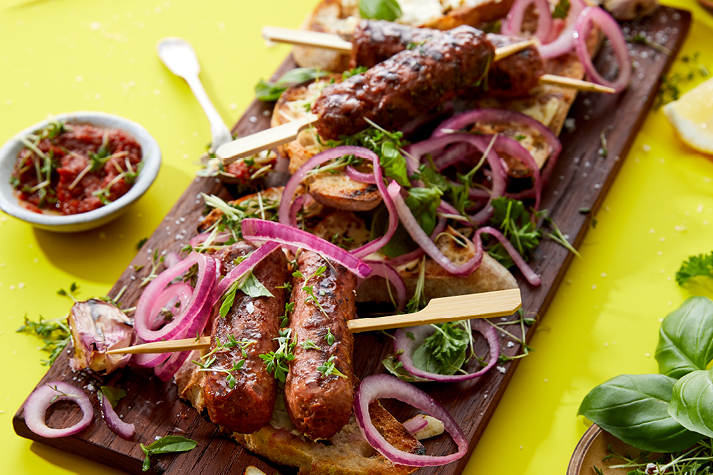 Grillspieß mit endori veggie cevapcici Grillspieß mit endori veggie cevapcici